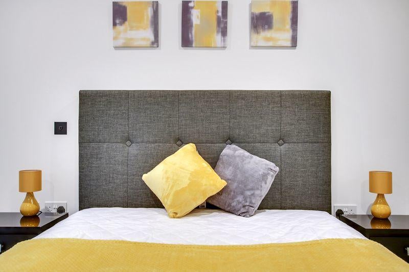 Flat New Tannery Way in Greater London
