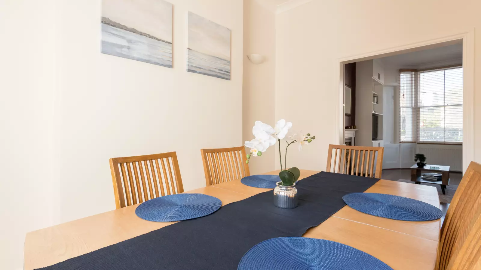 Flat Haverstock Hill in Greater London