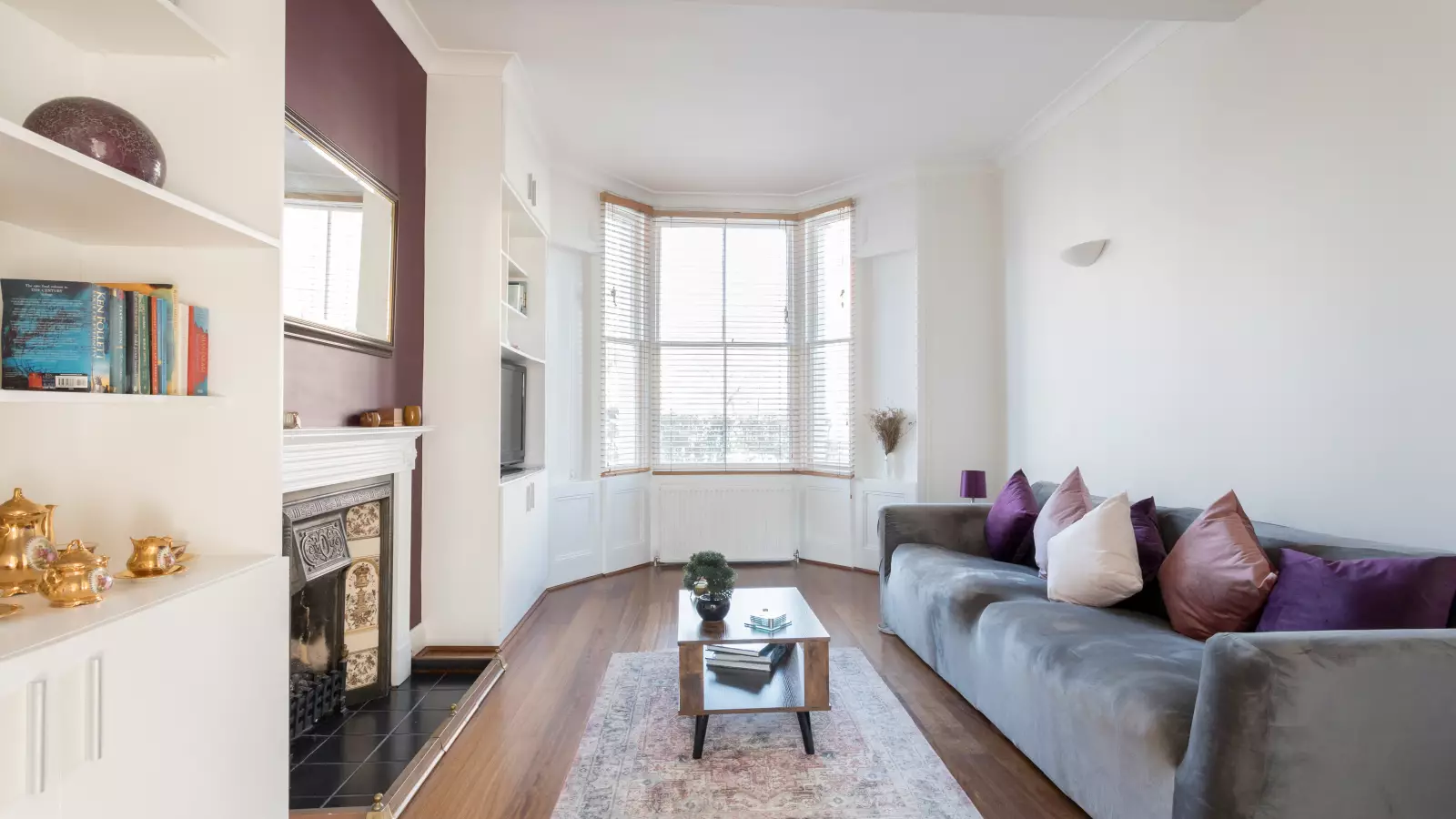 Flat Haverstock Hill in Greater London