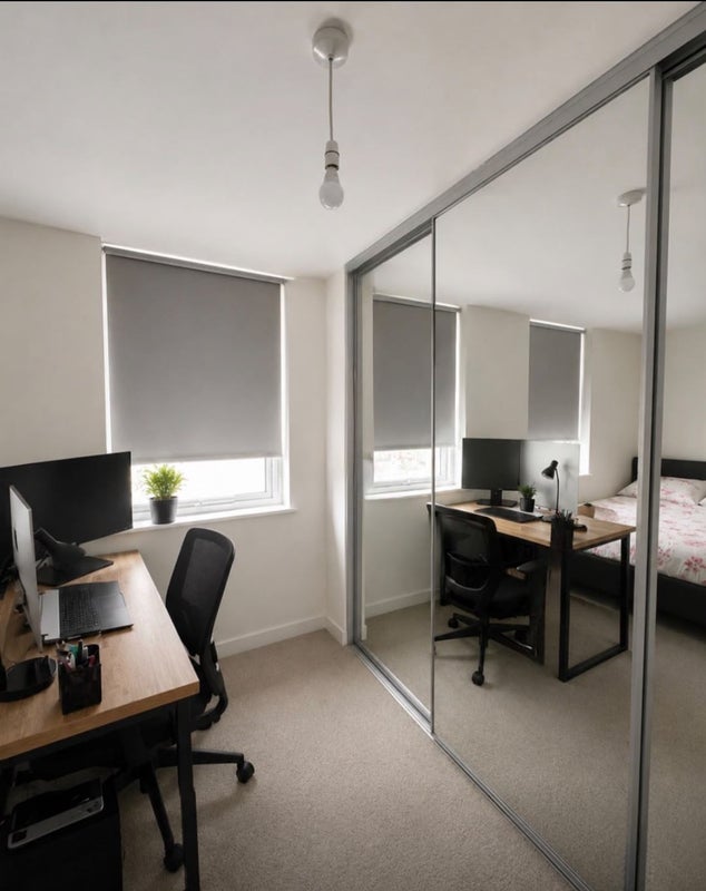 Room Scylla Road in Greater London