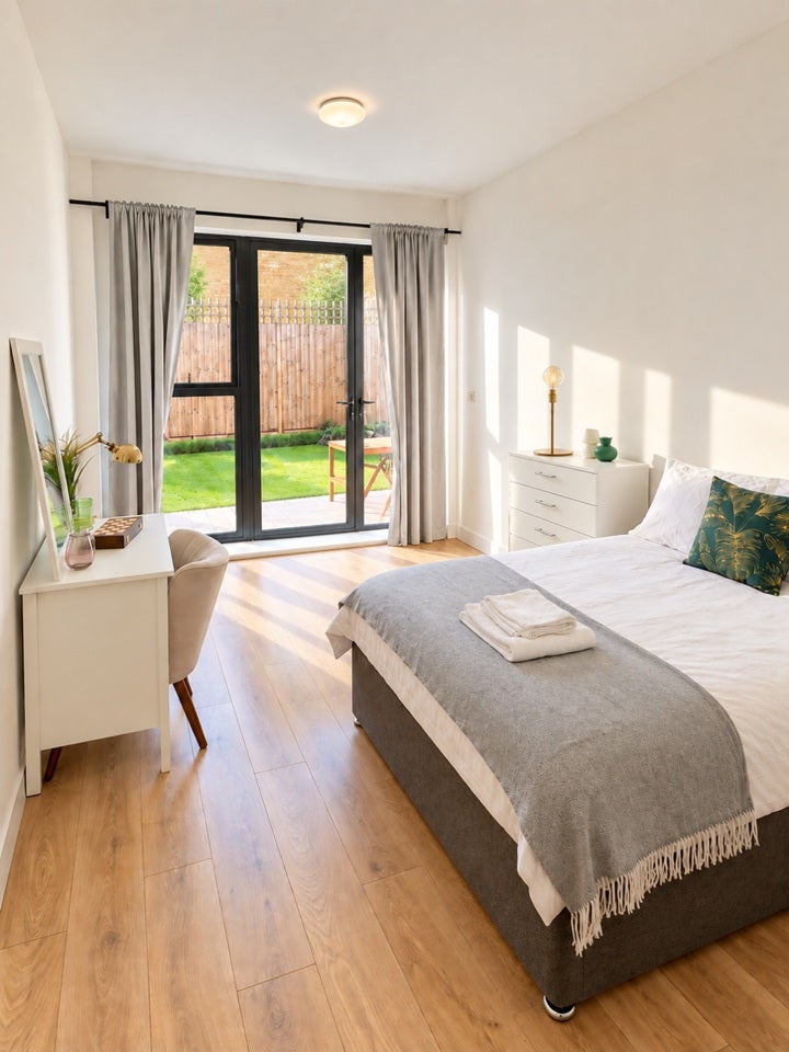 Flat Campdale Road in Greater London