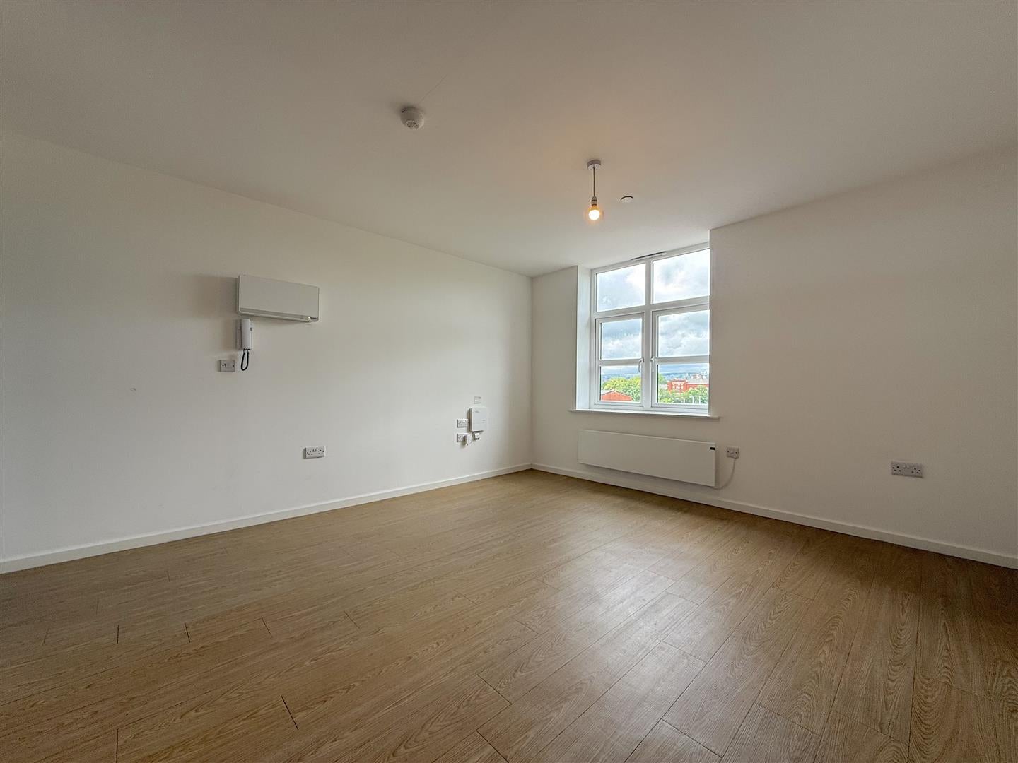 Flat Shiffnall Street in Bolton