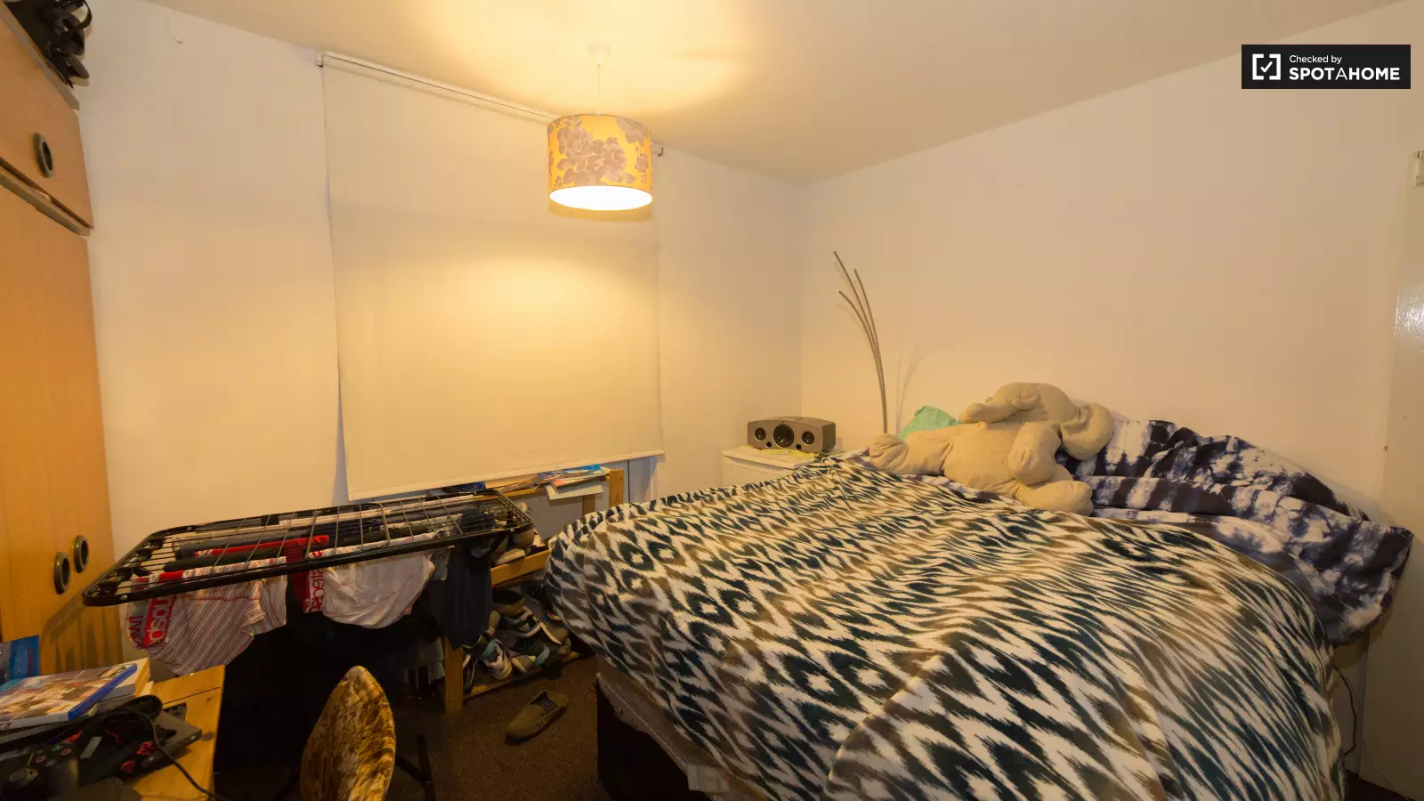 Flat Parry Road in City of Westminster