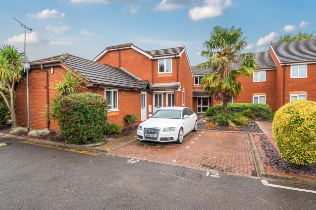 Flat Firs Avenue in Windsor