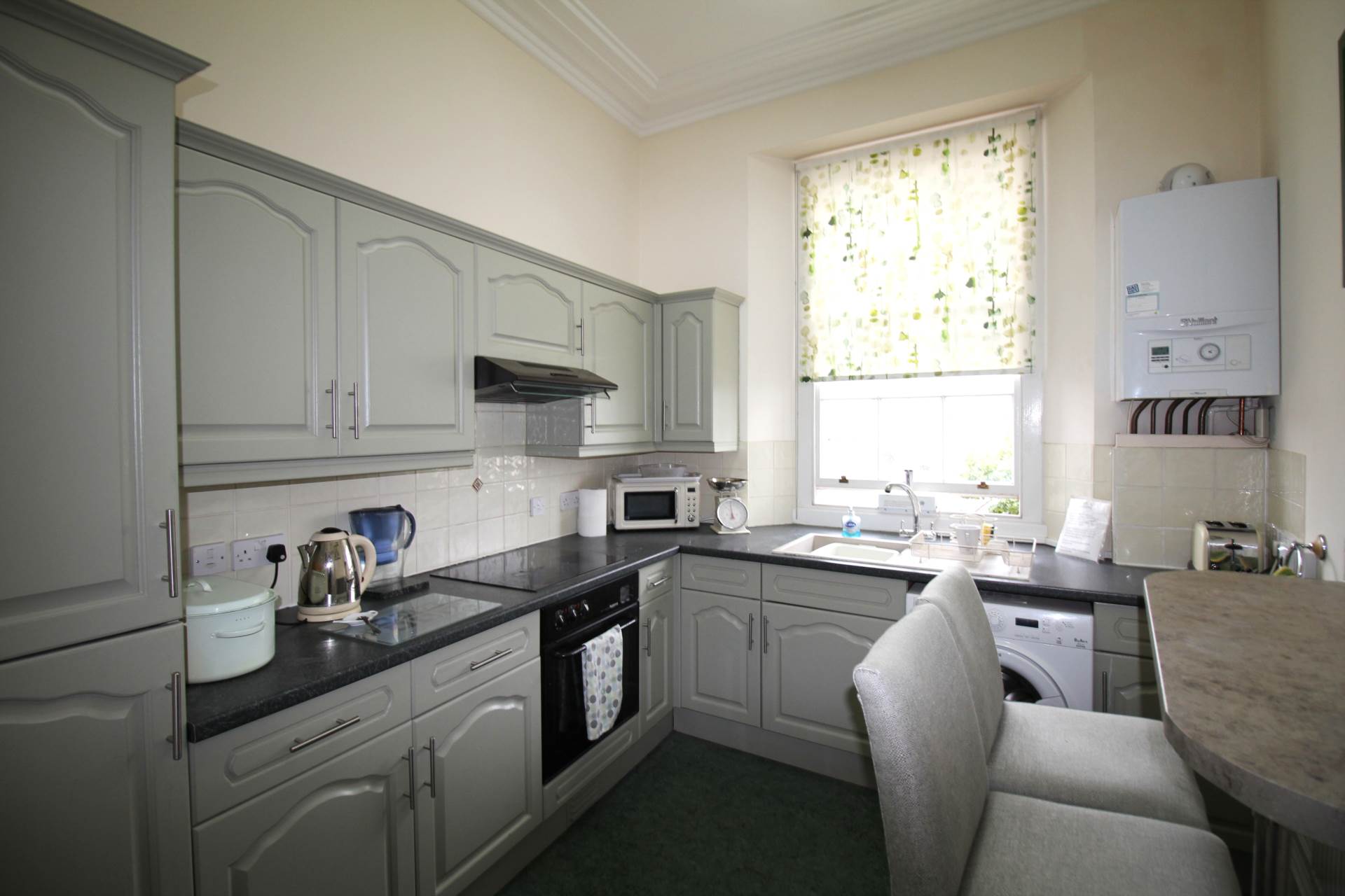 Flat Royal Crescent in Weston-super-Mare