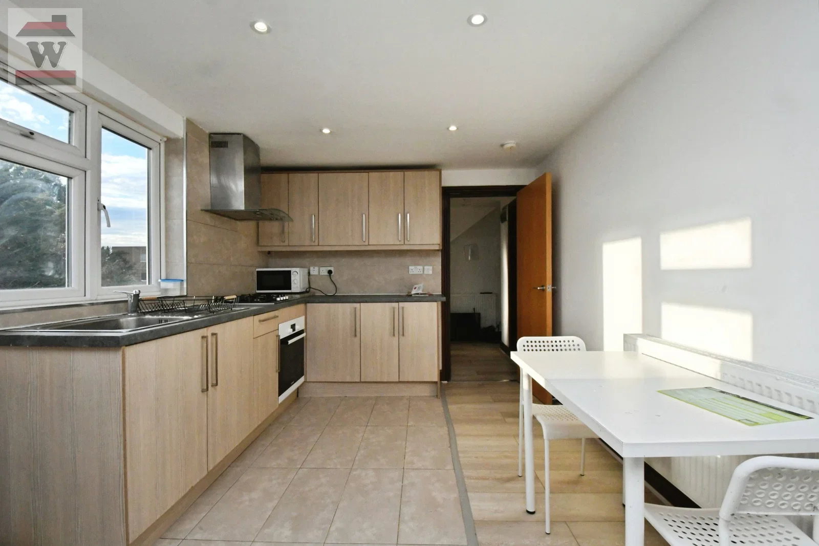 Flat Lampton Road in Greater London