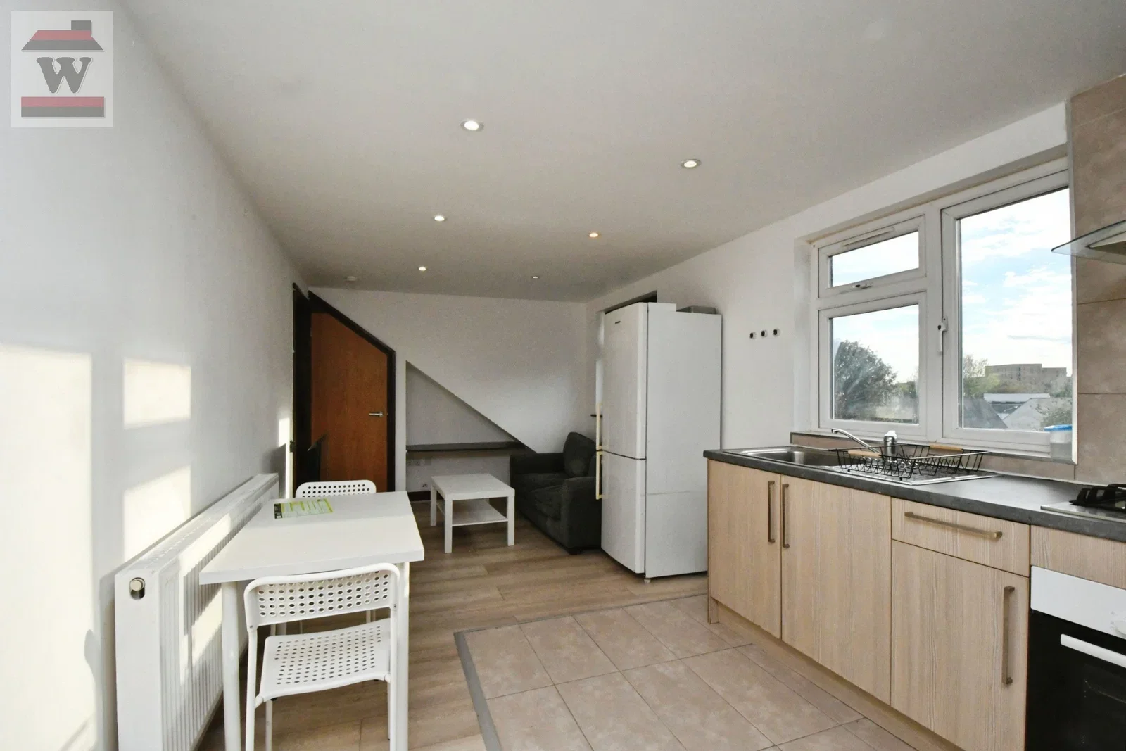 Flat Lampton Road in Greater London