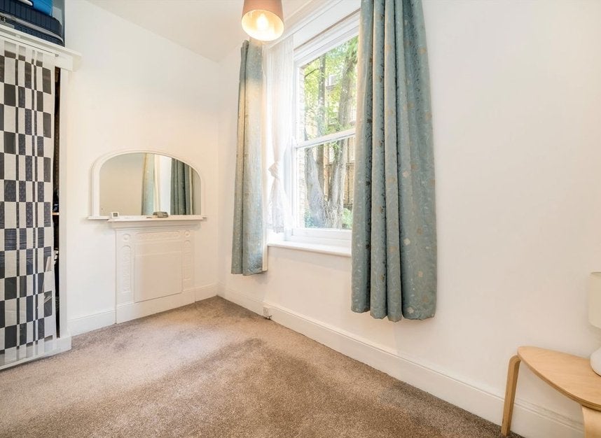 Flat Wymering Road in City of Westminster