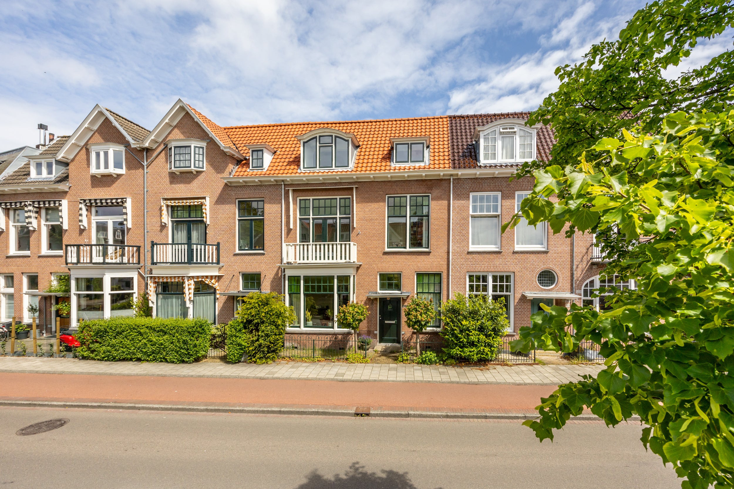 Huis Julianalaan 319 in Haarlem