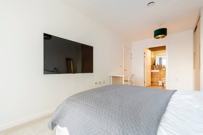 Room Timberyard Street in Greater London