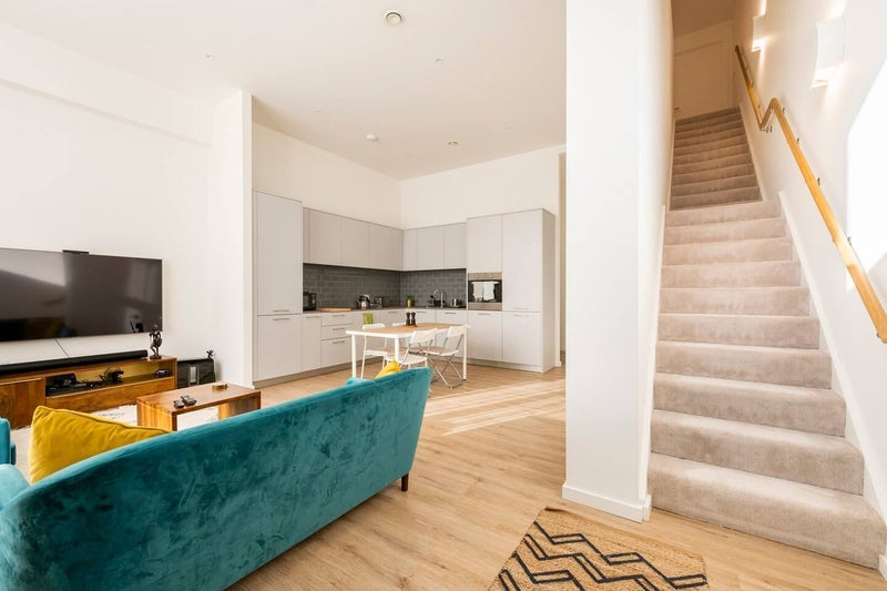Room Timberyard Street in Greater London