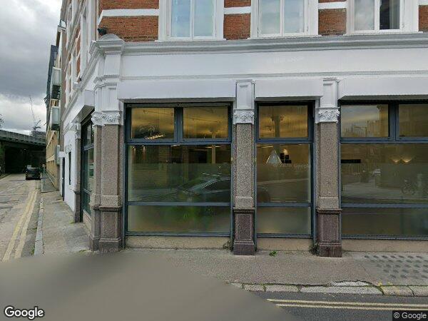 Flat Webber Street in Greater London