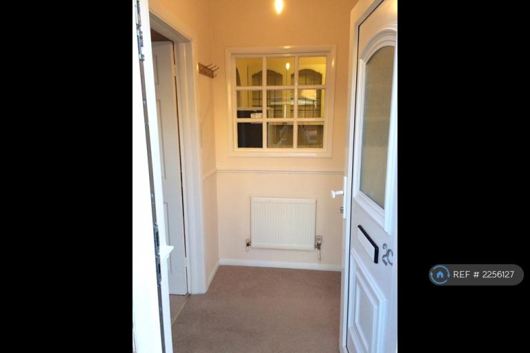 Flat Burnham Road in St Albans