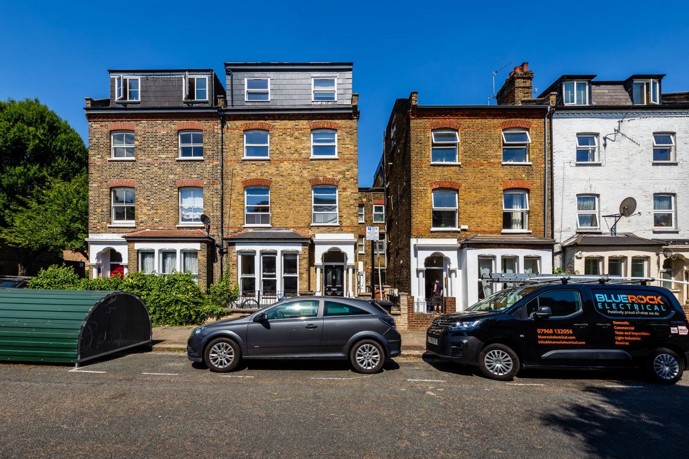 Flat Alexandra Grove in Greater London