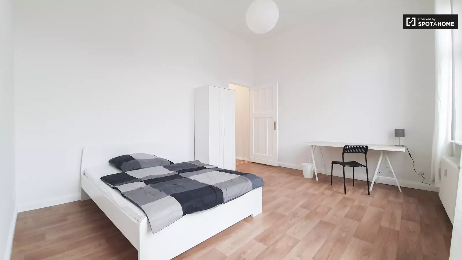 Wohnung Hohenzollerndamm in Berlin