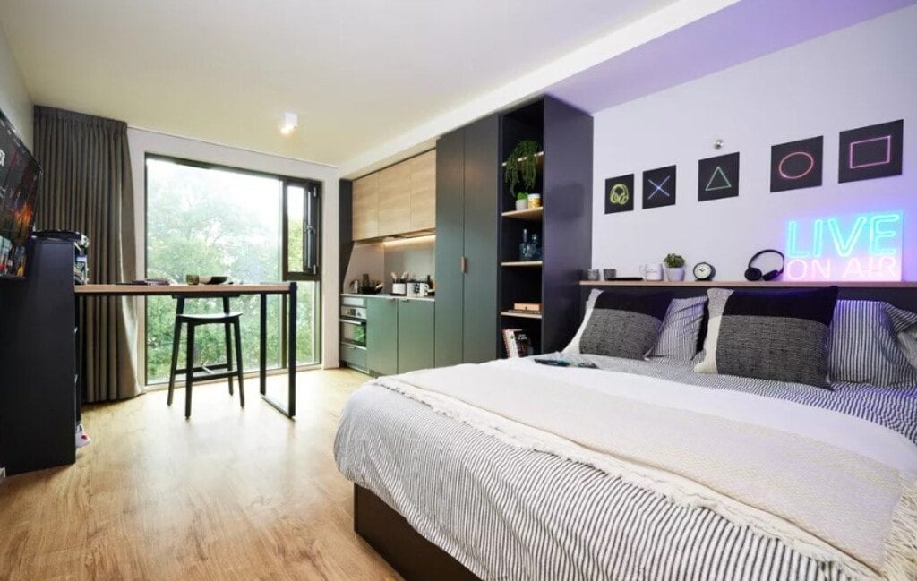 Flat Pershore Road in Birmingham