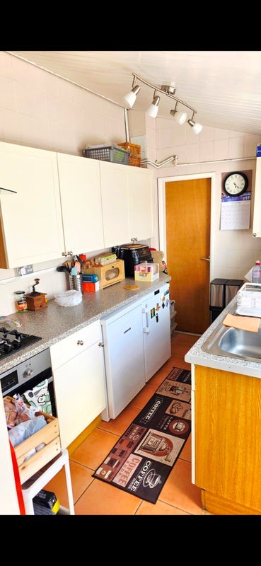 Room Gloucester Road in Greater London