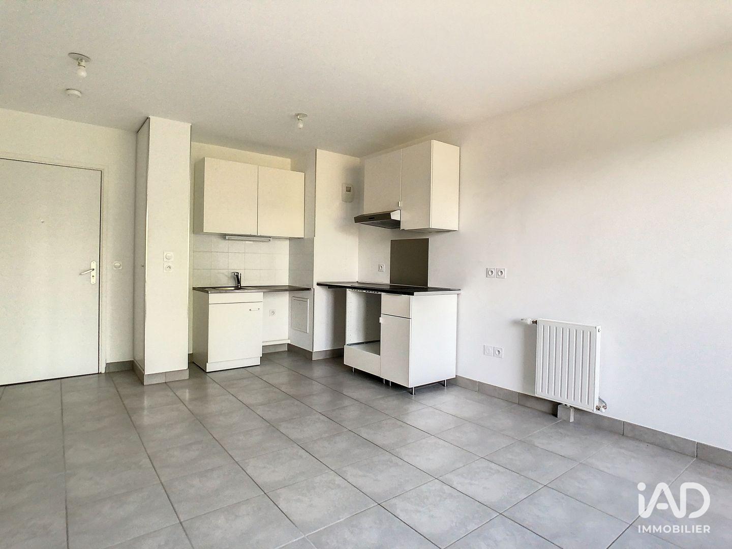 Appartement Place Charles Renard à Saint-Cyr-l'École