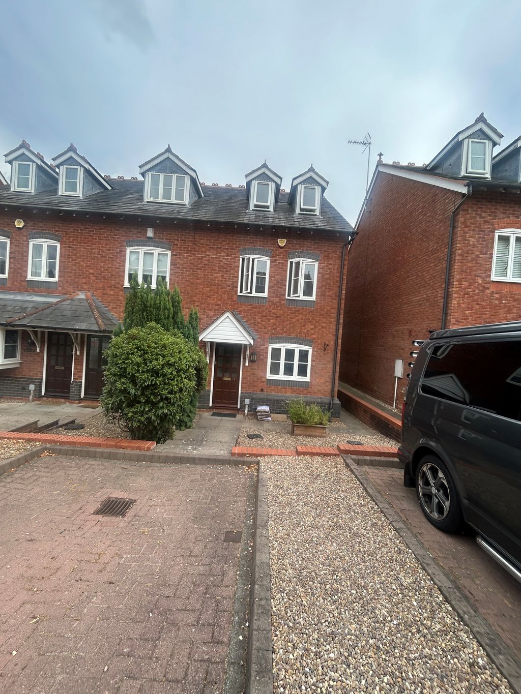 House Victoria Mews in Bromsgrove