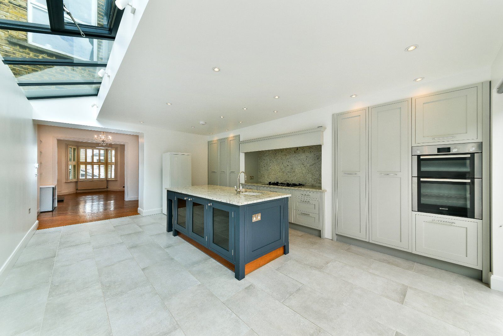 House Newton Road in Greater London