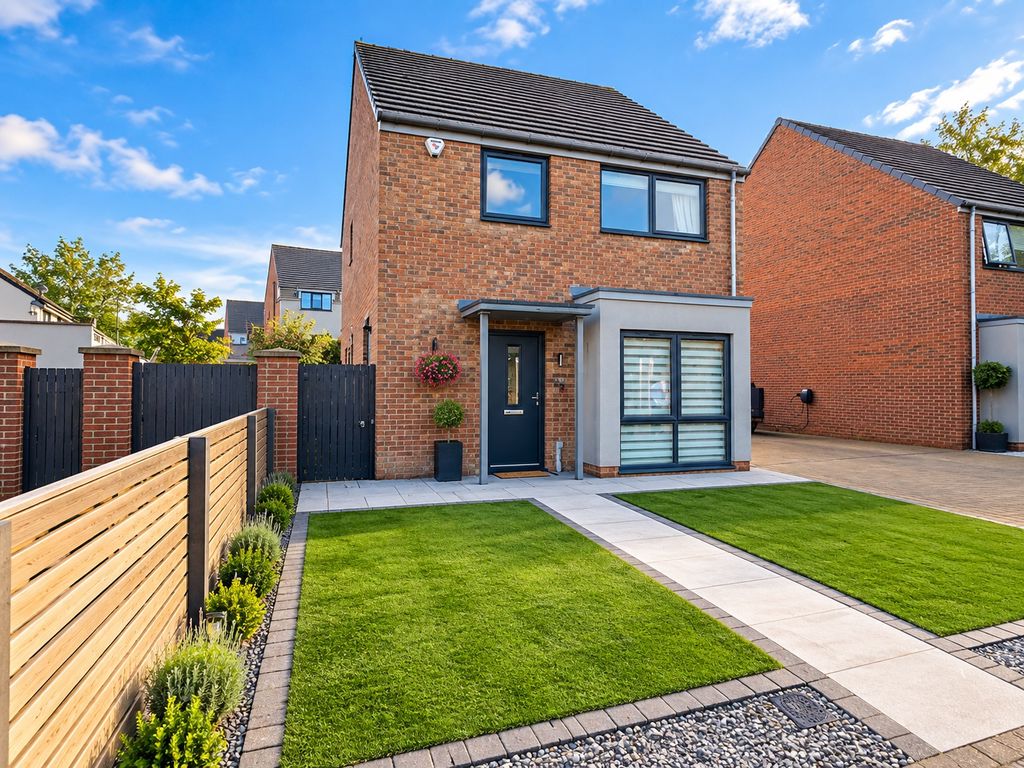 House Tudhoe Close in Sunderland