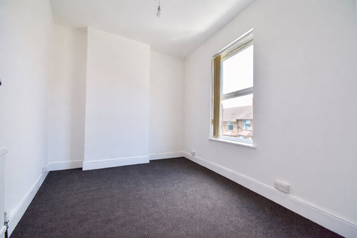Flat Cranbrooke Road in Northampton