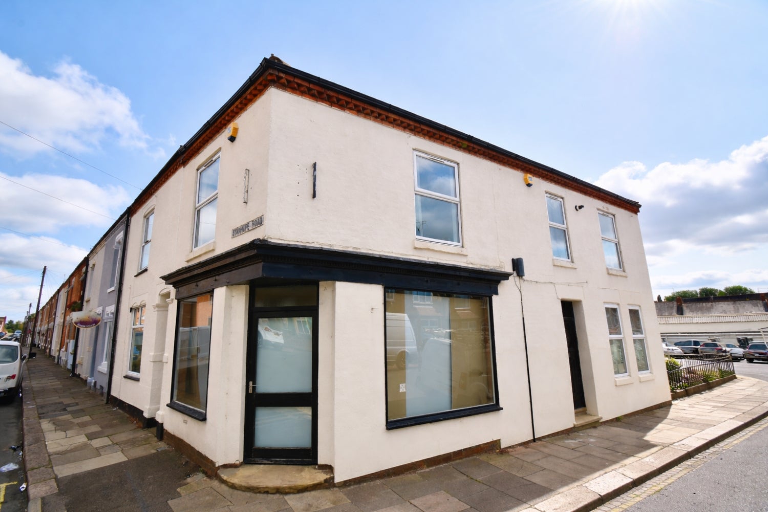 Flat Cranbrooke Road in Northampton