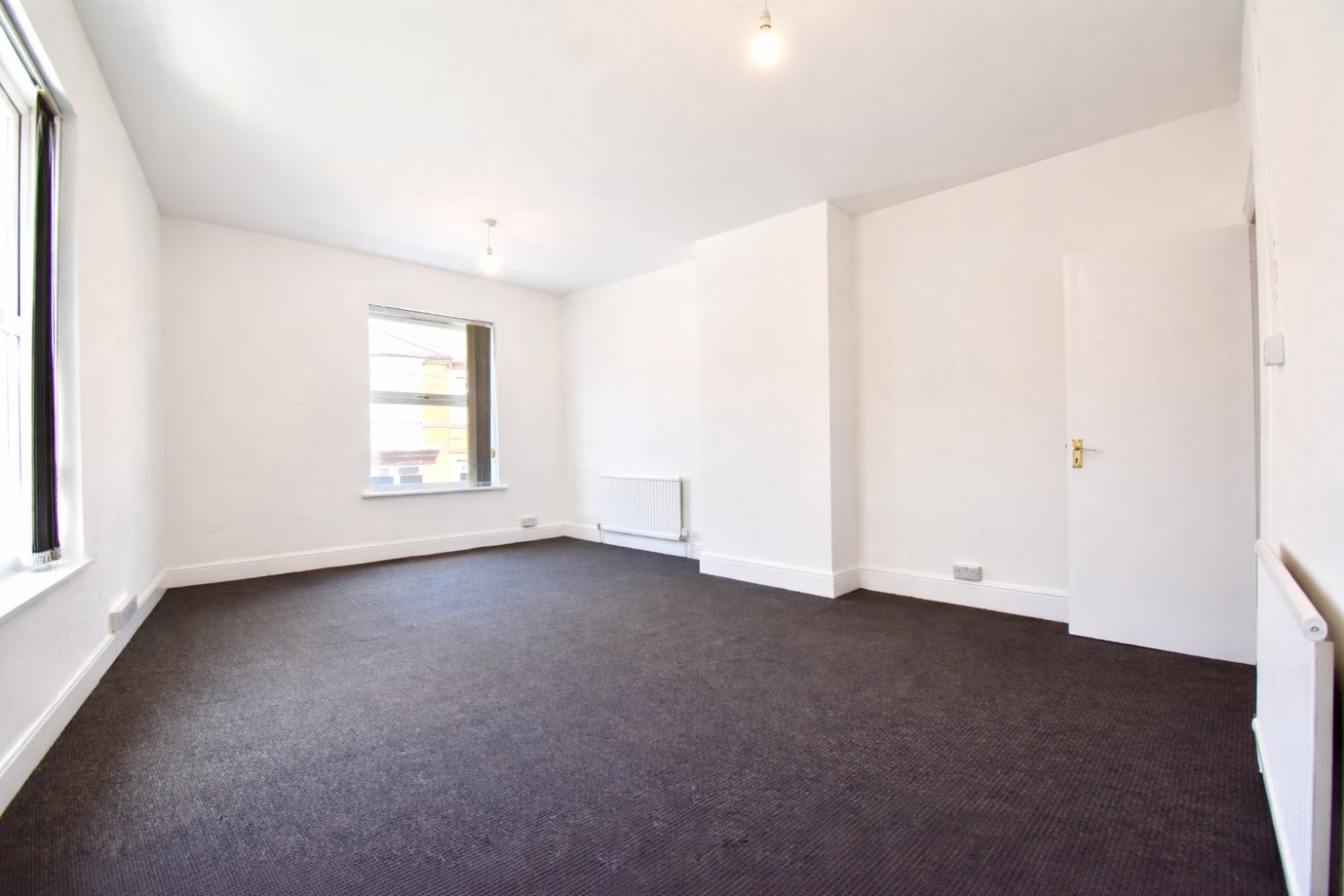 Flat Cranbrooke Road in Northampton