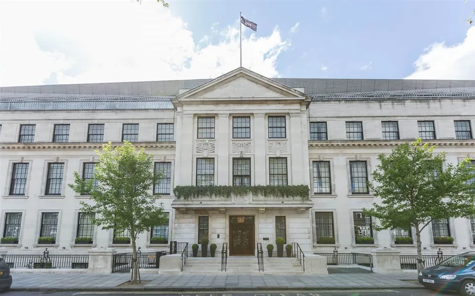 Flat Patriot Square in Greater London