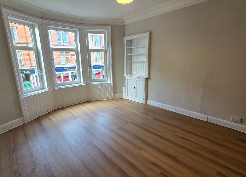 Flat Broomlands Street in Paisley