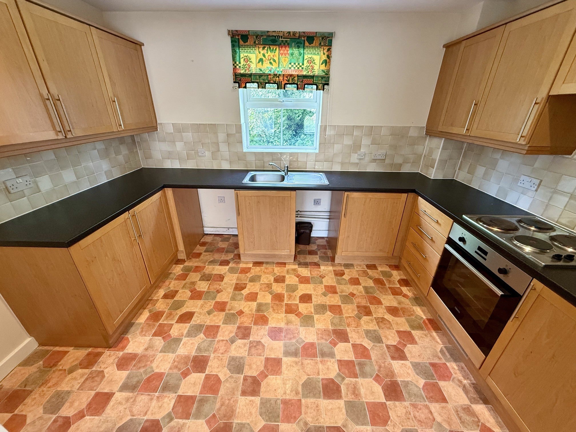 Flat Falcon Mews in Leighton Buzzard
