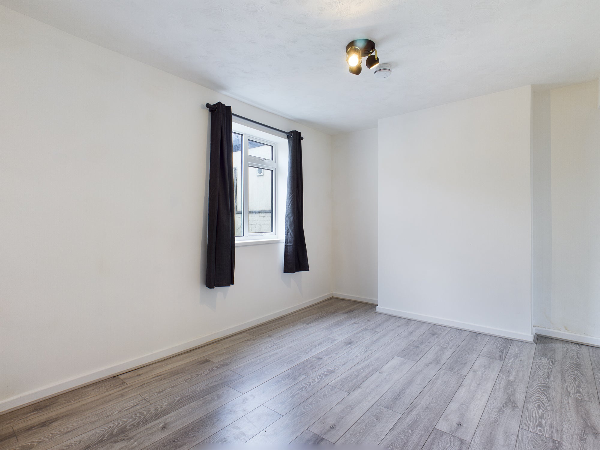 Flat Upton Hill in Torquay