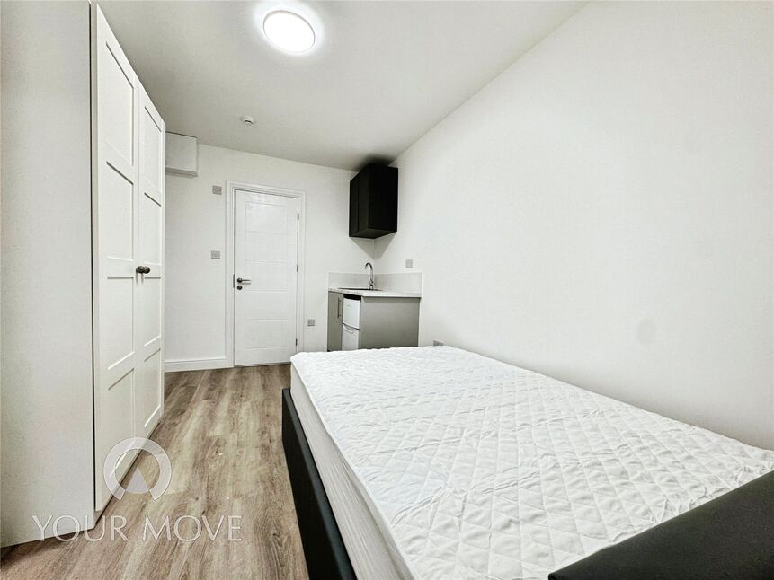 Room Waid Close in Dartford