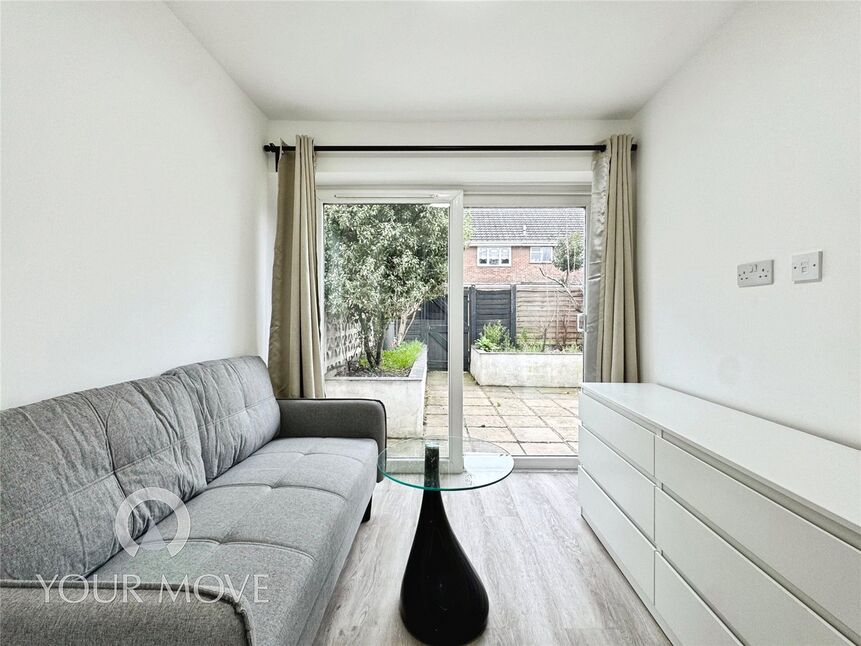 Room Waid Close in Dartford