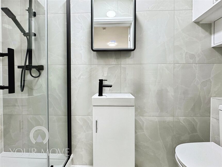 Room Waid Close in Dartford