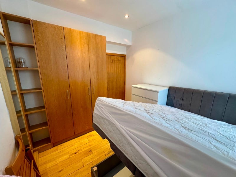 Room Pitfield Street in Greater London