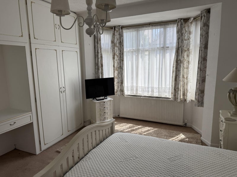 Room Higham Road in Greater London