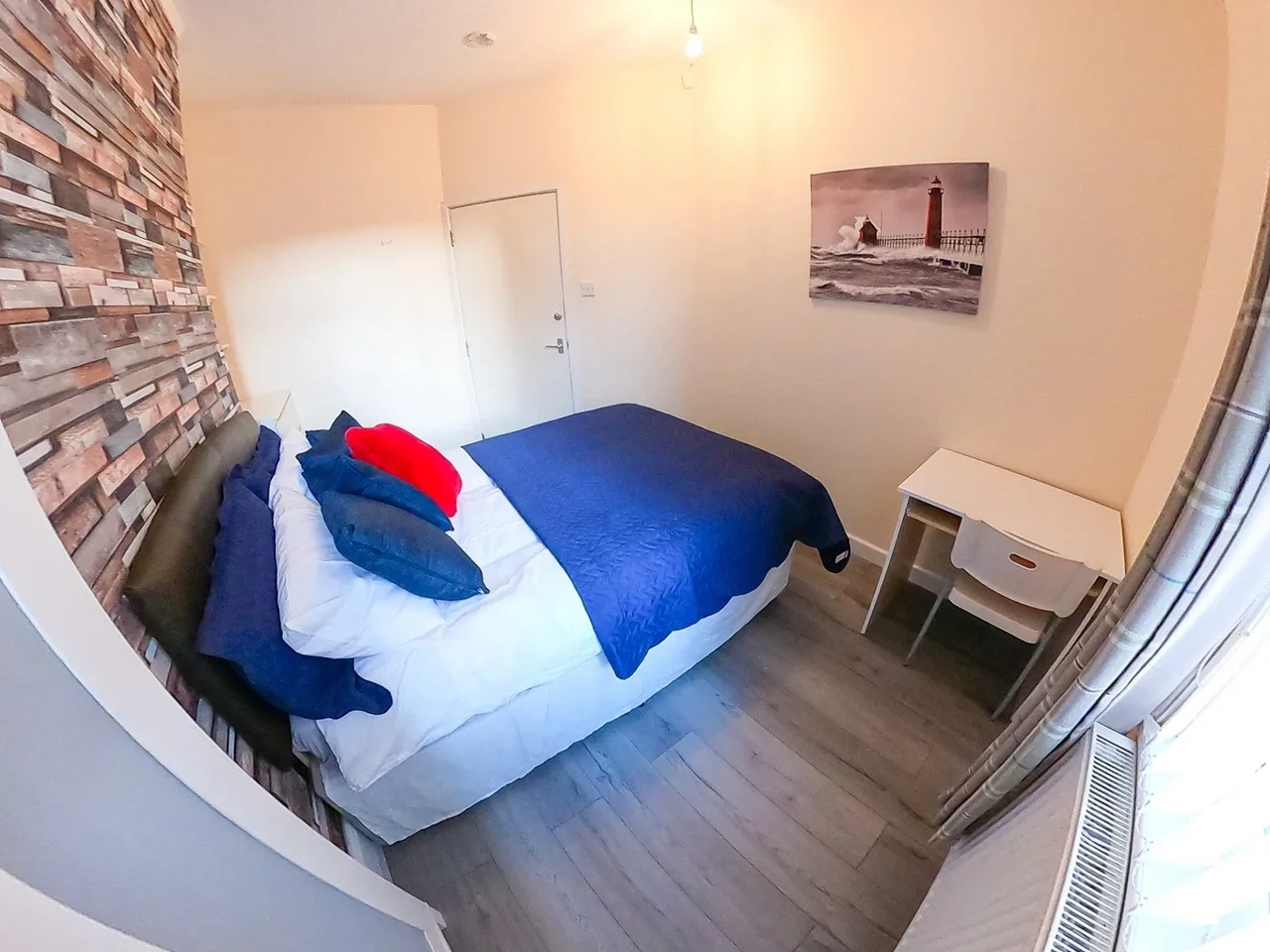 Room Stanley Road in Coventry