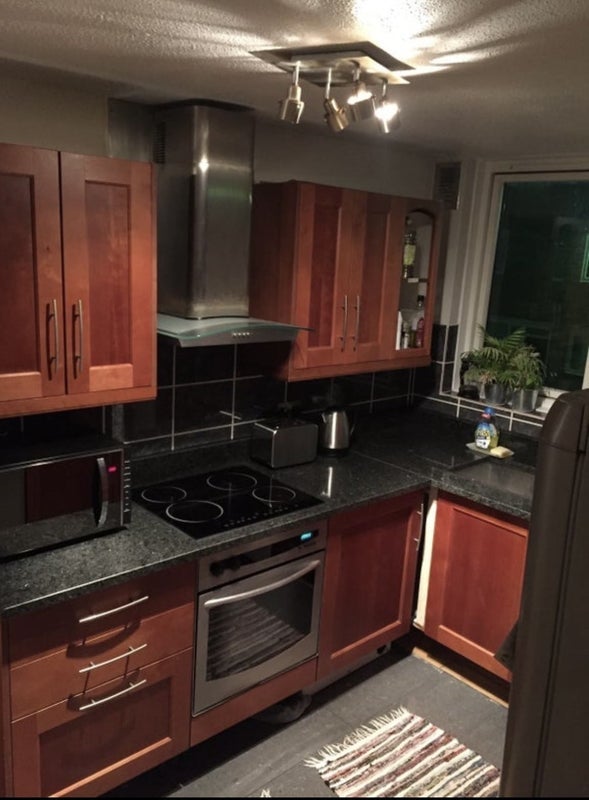 Room Rouel Road in Greater London