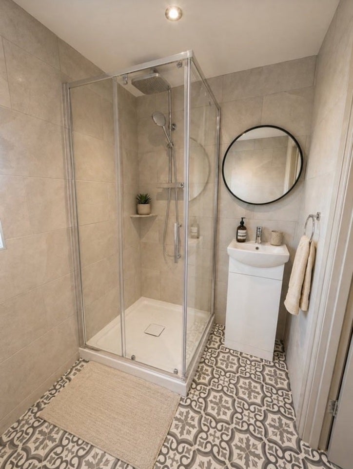 Room Charles Street in Mansfield Woodhouse
