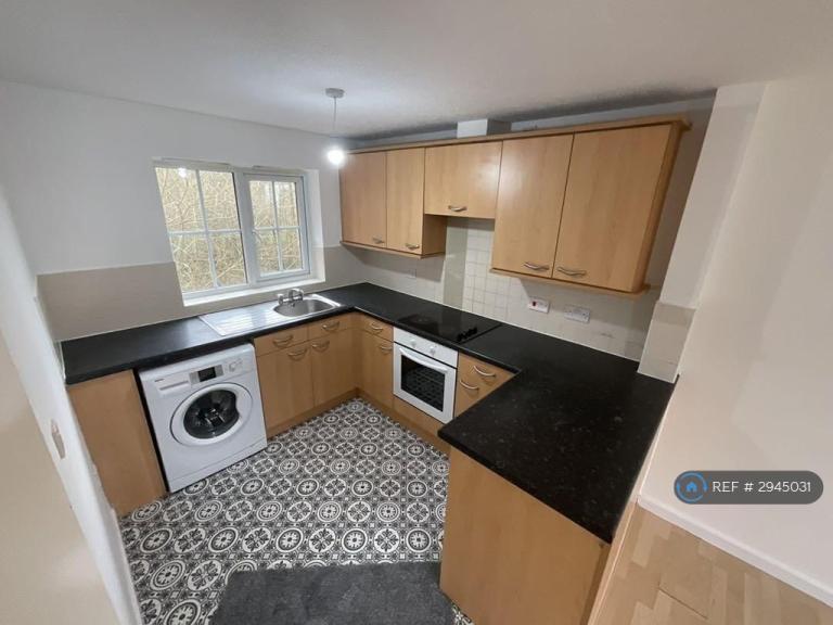 Flat Bankwood Drive in Manchester