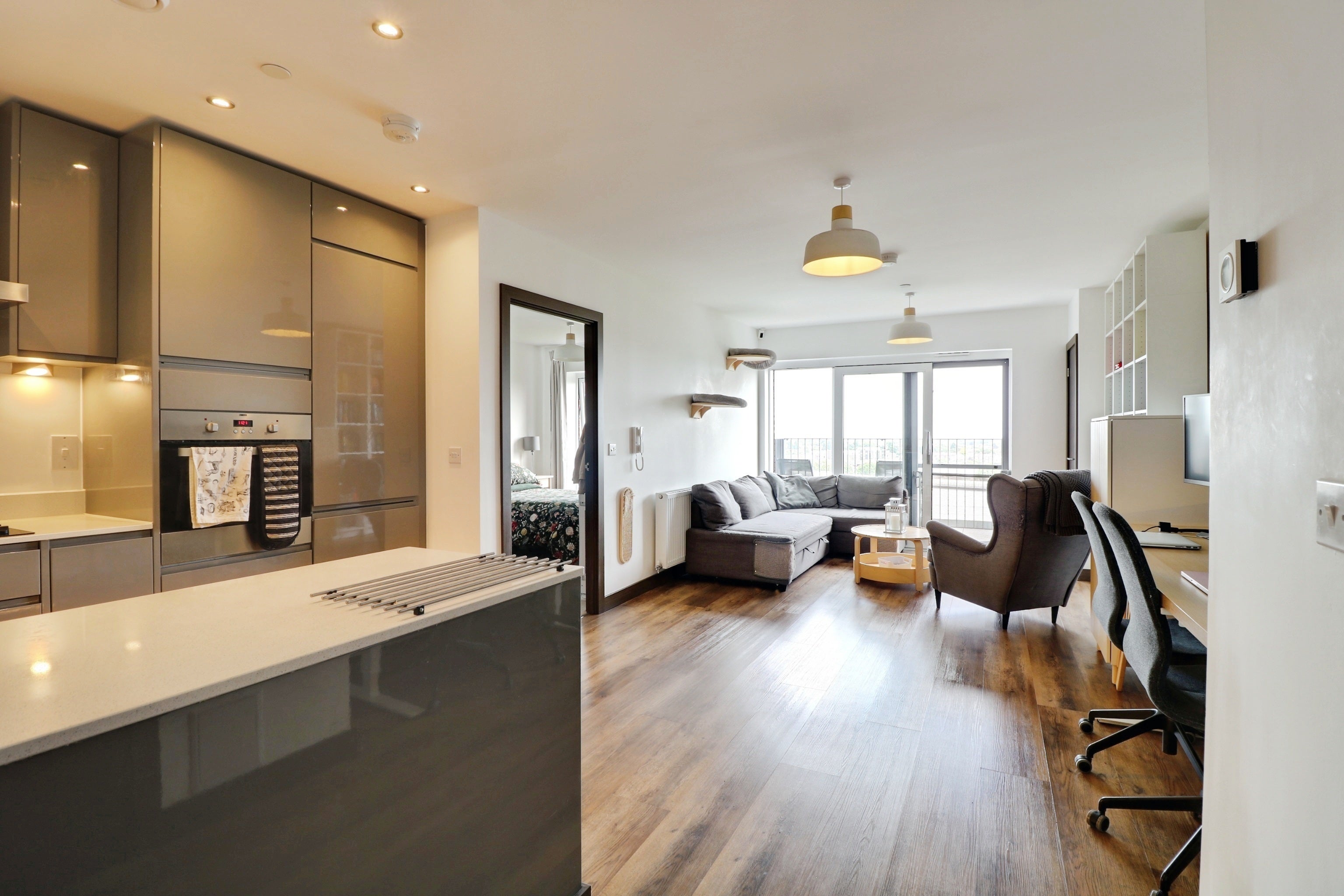 Flat Victoria Avenue in Southend-on-Sea