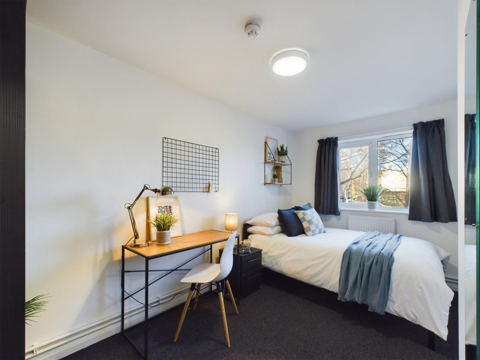 Room Duffield Road in Derby