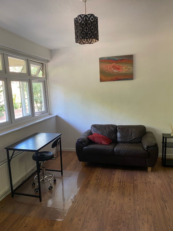 Room Bancroft Road in Greater London