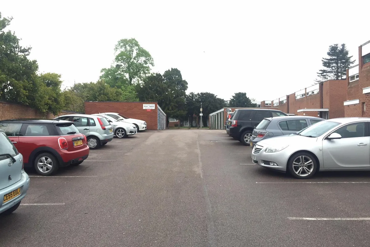Flat Burns Road in Charnwood