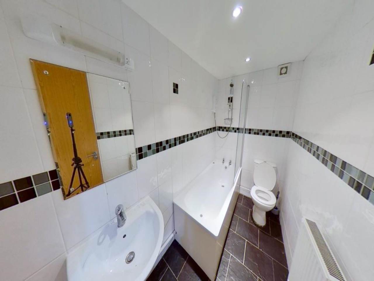 Flat Northcote Lane in Cardiff