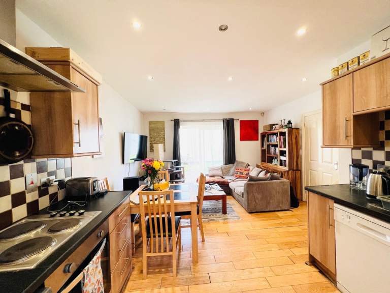 House Chalsey Road in Greater London