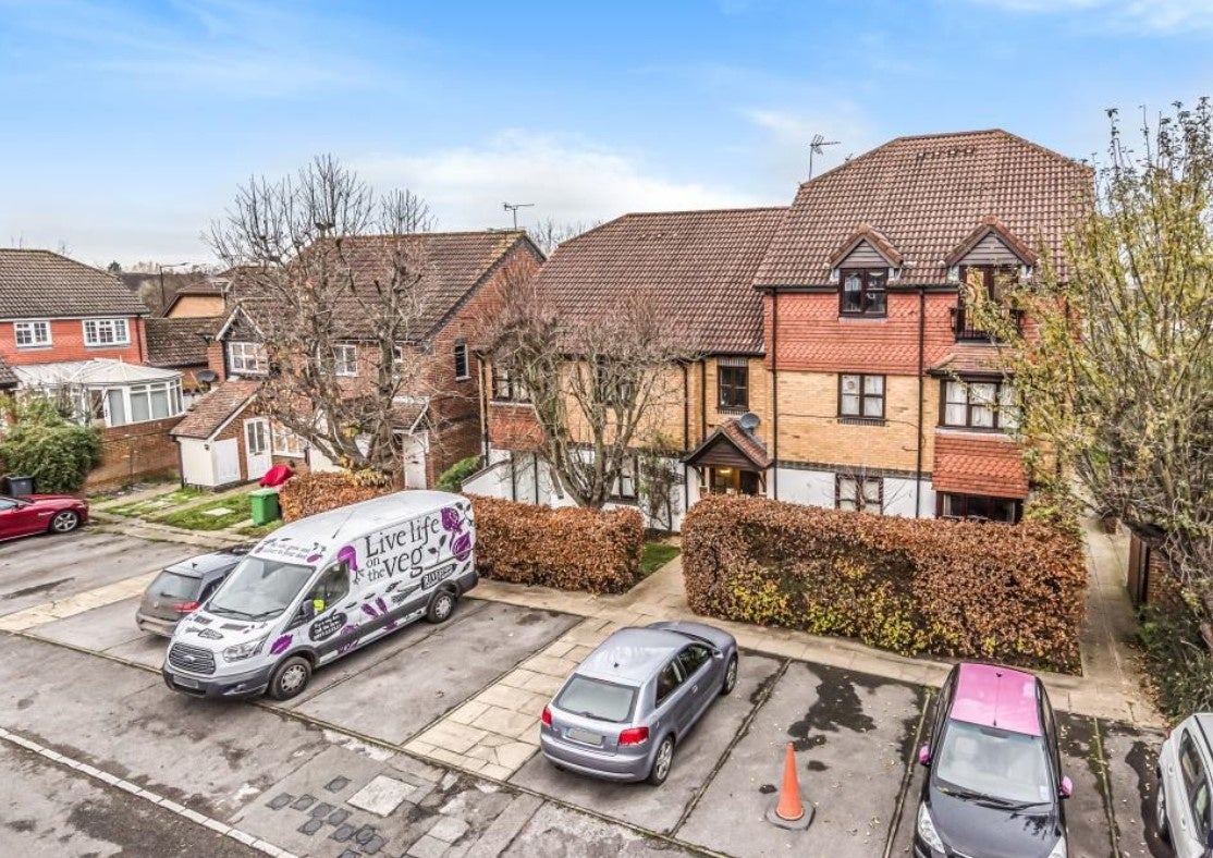 Flat Filey Spur in Slough
