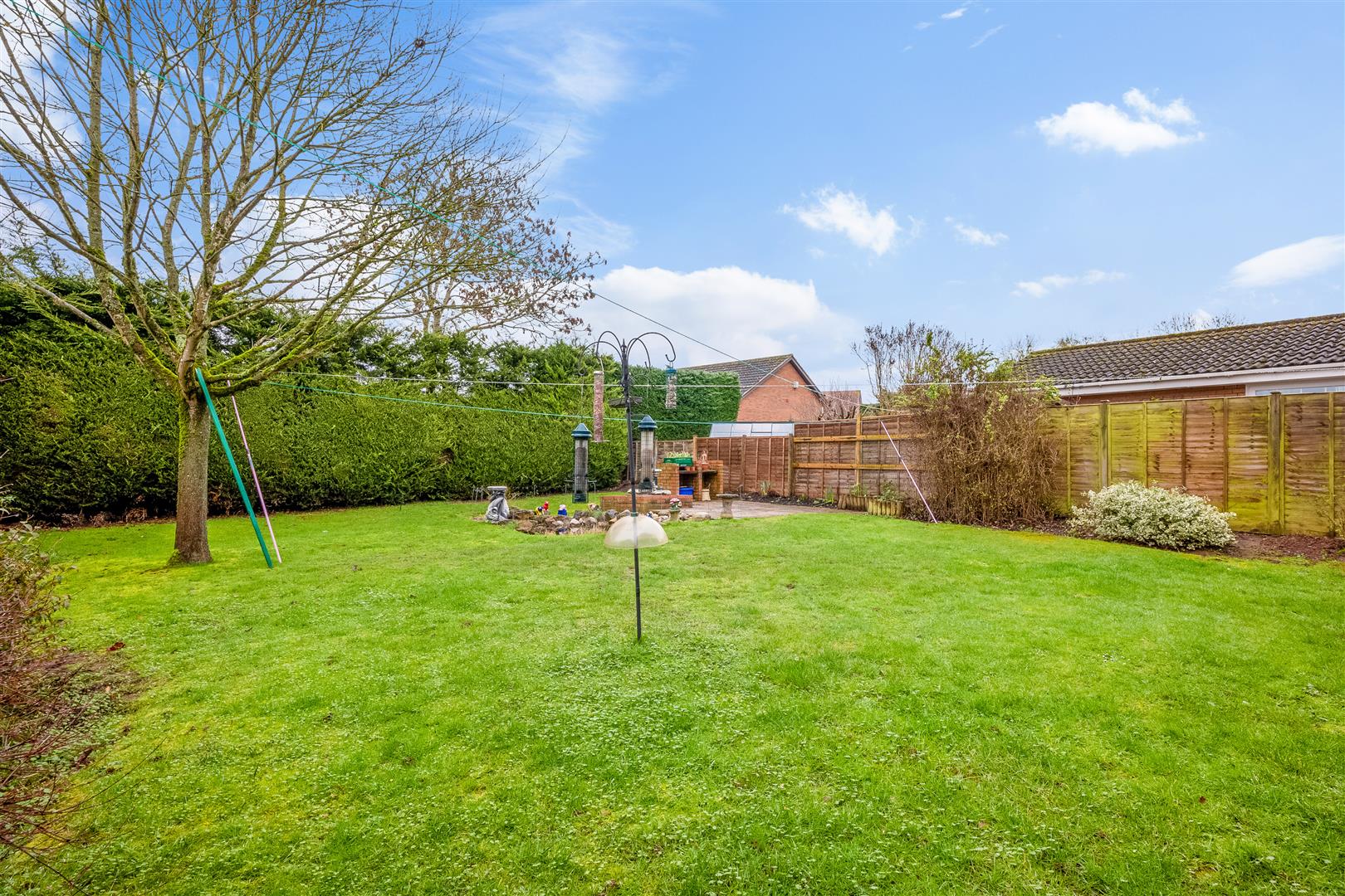 House Redhill Close in Stratford-on-Avon