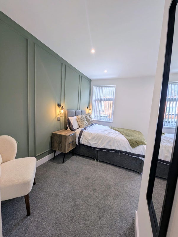 Room Wadham Street in Stoke-on-Trent